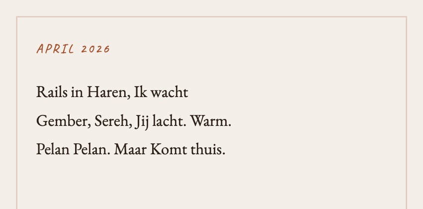 Gedicht op de achterkant van de fotokaart met QR-code